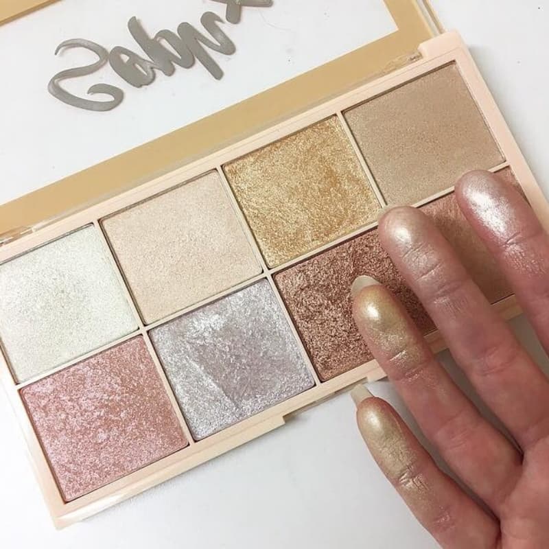 Soph Highlighter Palette