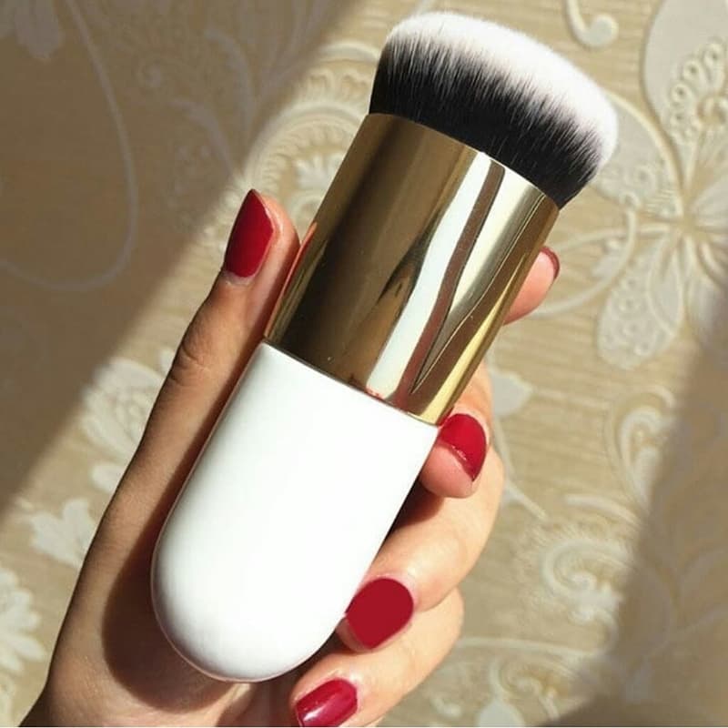 Iconic Beauty flawless kabuki Makeup Brush
