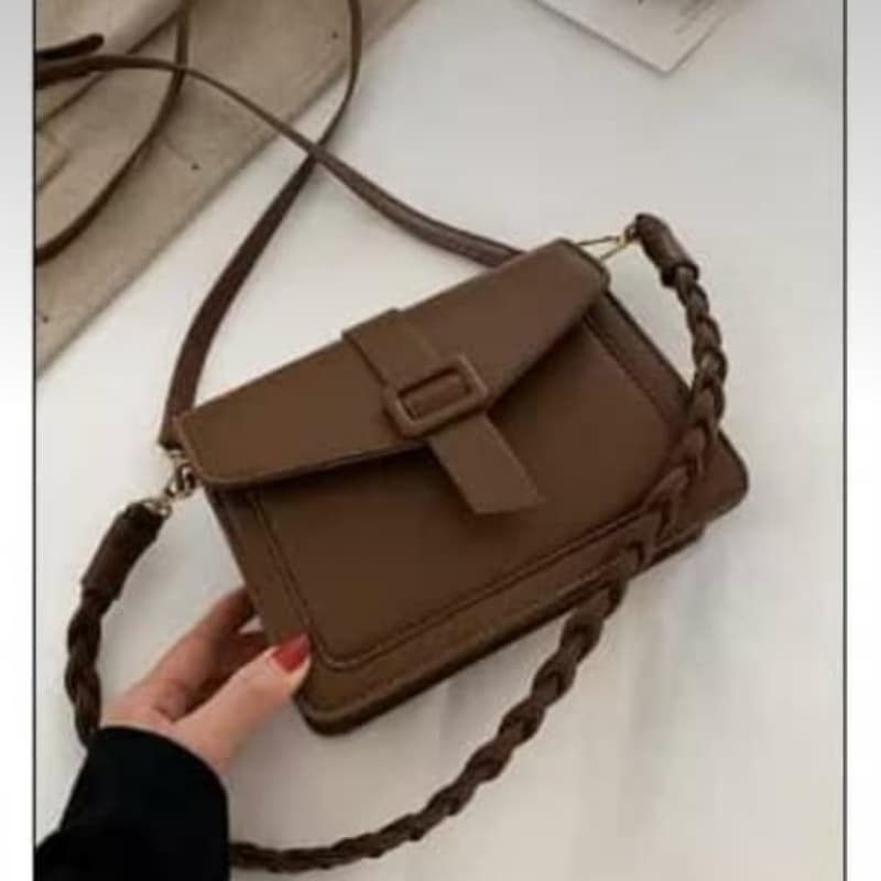 Women's simple shoulder bag