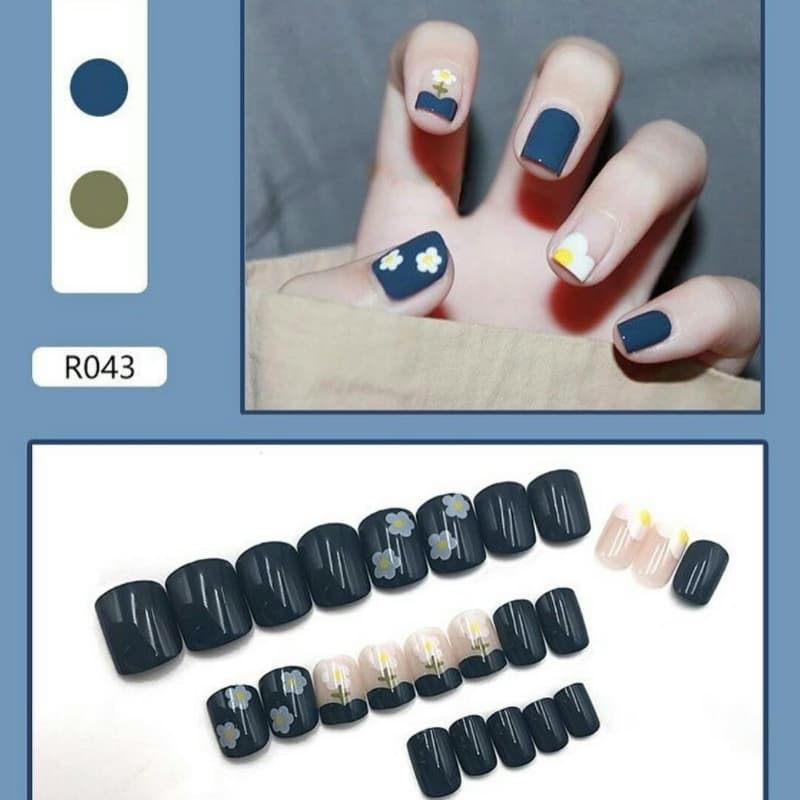 24 Pcs Cute Fake Nails Set