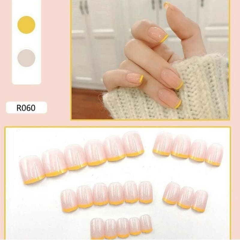 24 Pcs Cute Fake Nails Set