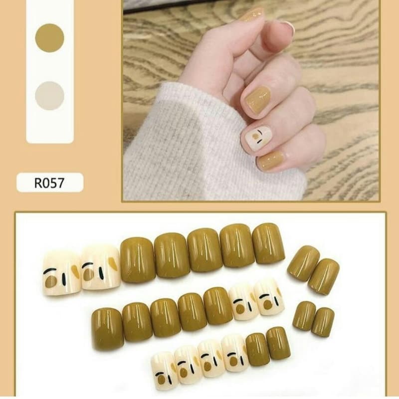 24 Pcs Cute Fake Nails Set
