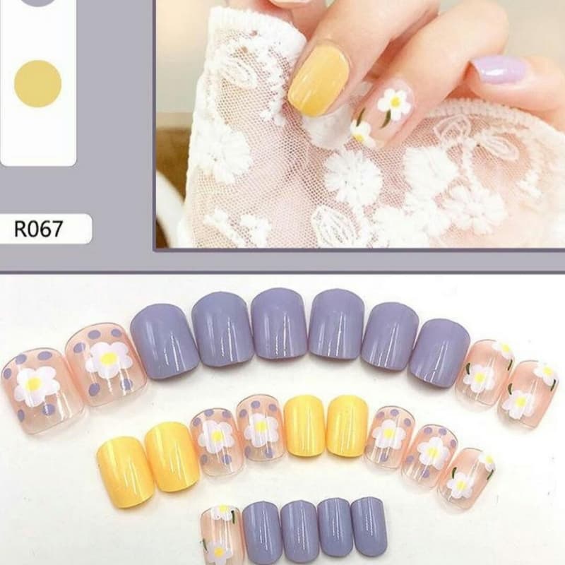 24 Pcs Cute Fake Nails Set