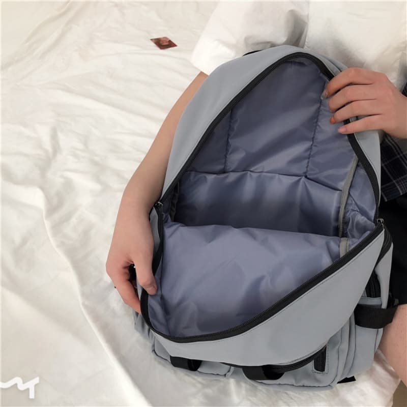 Multifunctional backpack schoolbag