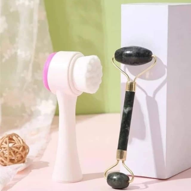 Jade Roller & Facial Cleansing Brush 2-in-1